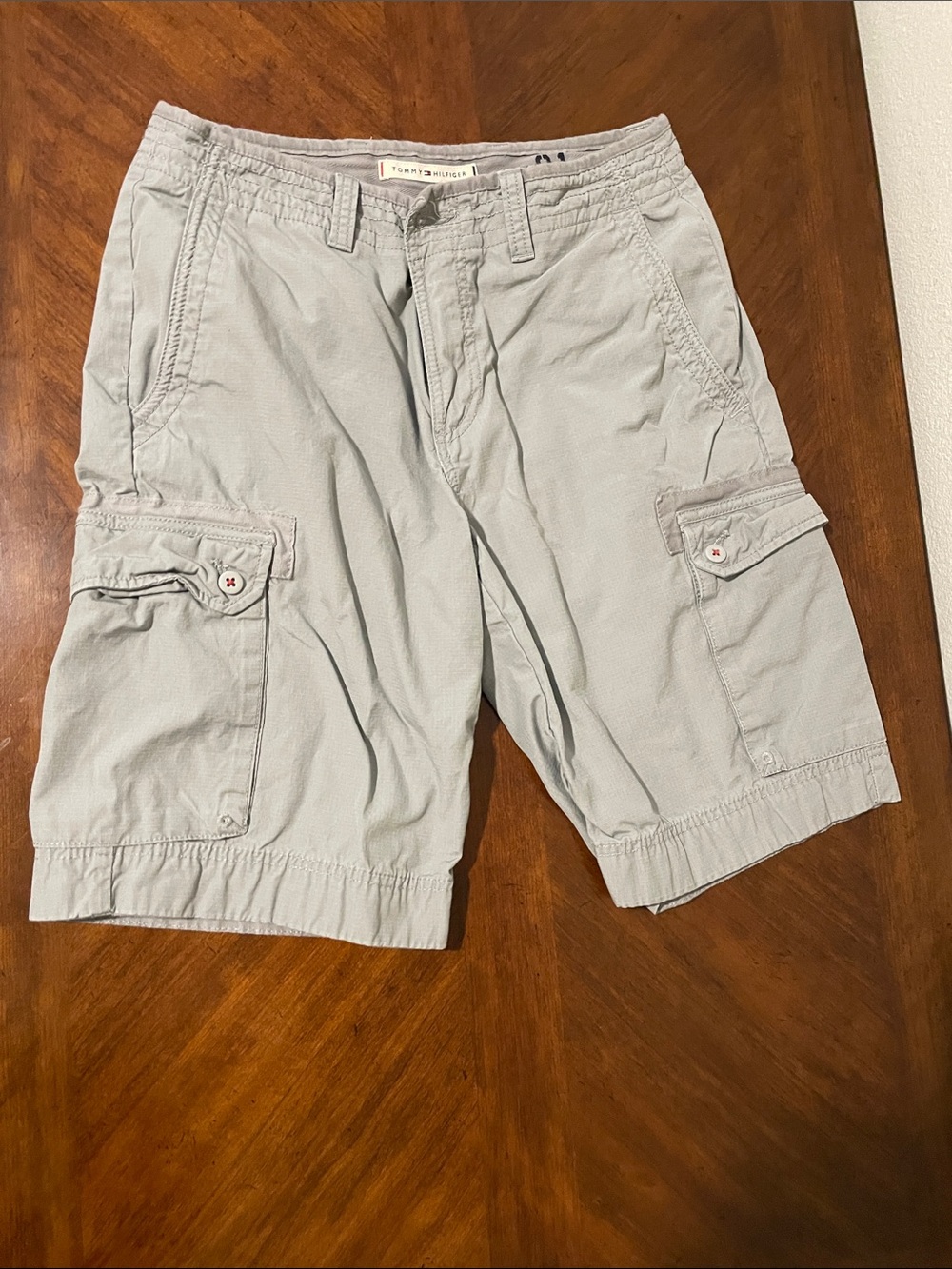 Tommy Hilfiger Light Gray Cargo Shorts - Utility Pockets